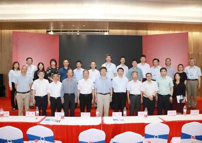 鵬城實驗室喬遷新址并簽署科研合作協議，引領網絡通信工程創新發展